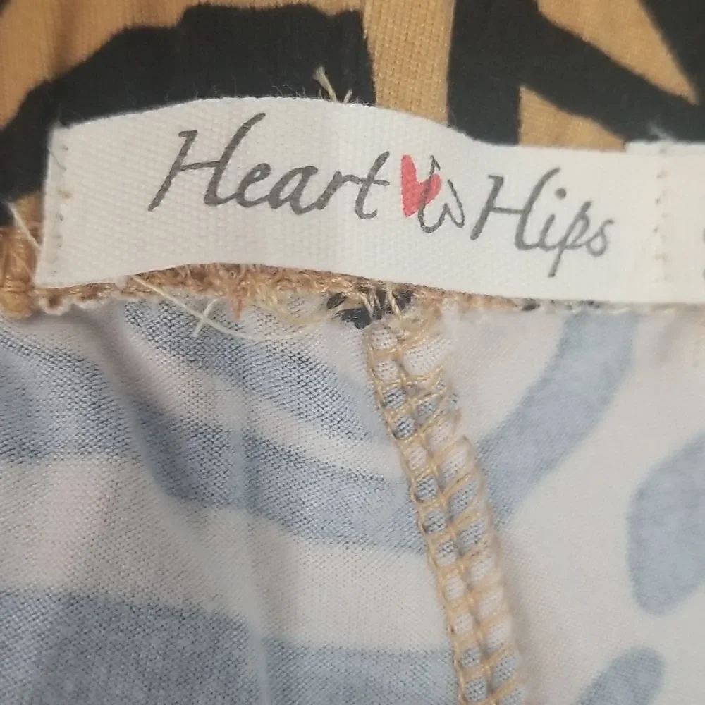 Heart & Hips Tiger Stripe Shorts - Picture 7 of 9